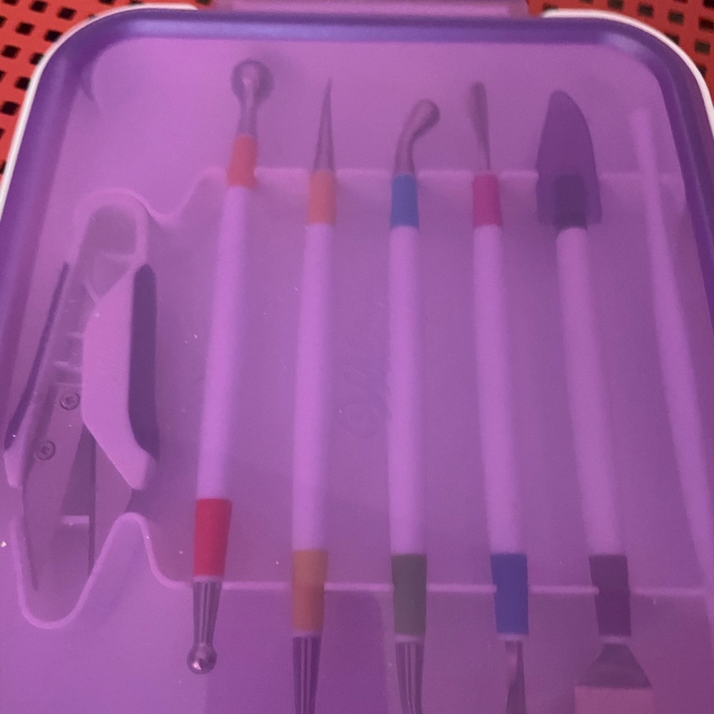 COPY - Wilton fondant tools